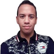 Profesor universitario con amplios conocimientos en las ciencias políticas, económicas, jurídicas y sociales